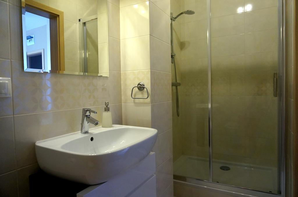 Villa Modlin Airport Nowy Dwór Mazowiecki Chambre photo
