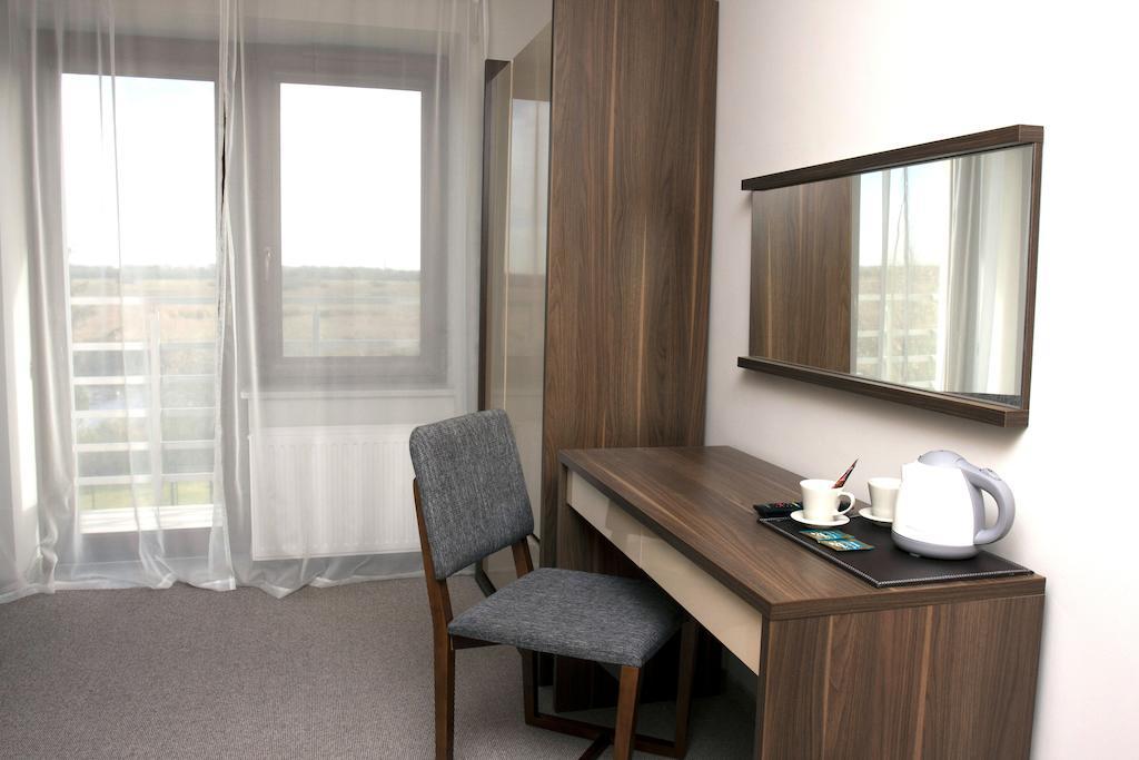 Villa Modlin Airport Nowy Dwór Mazowiecki Extérieur photo